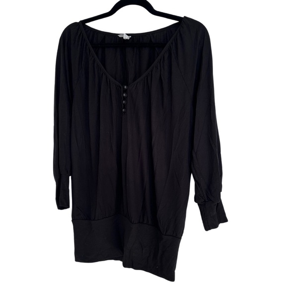 Old Navy Black Women's Blouse - Picture 1 of 5